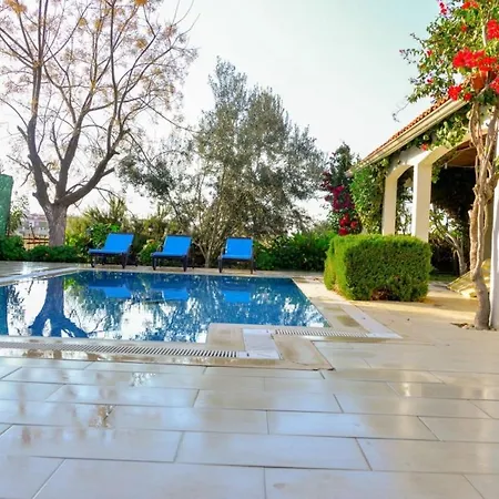 Gorgeous Secluded With Private Pool And Bbq Otel 3*