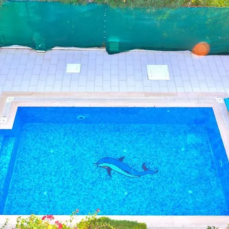 Gorgeous Secluded With Private Pool And Bbq 3*