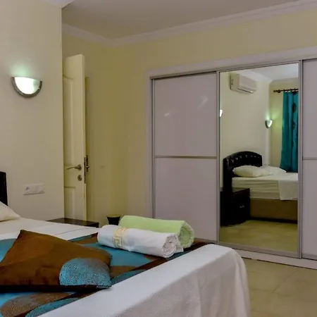 Gorgeous Secluded With Private Pool And Bbq ホテル