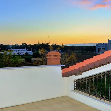 ホテル Gorgeous Secluded With Private Pool And Bbq